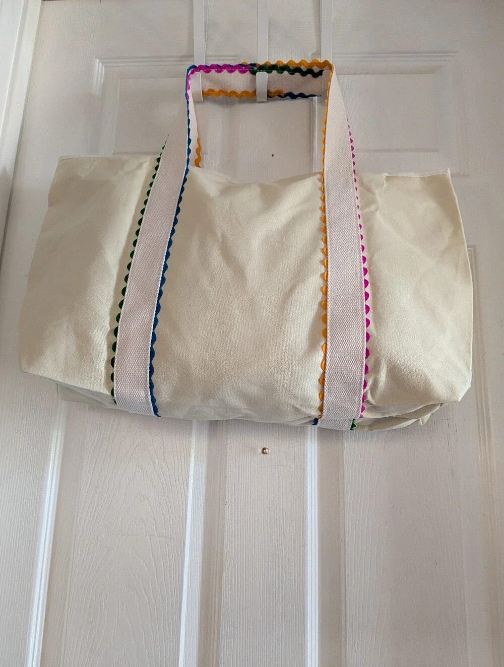 NWT- Cream Canvas Tote Bag with Rainbow Rick Rack Trim- Large